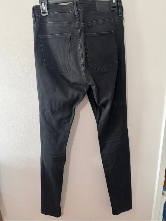 H&M Women's Black Skinny Jeans with Distressed Knees - Picture 5 of 7